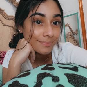 Meet your Posher, Andrea